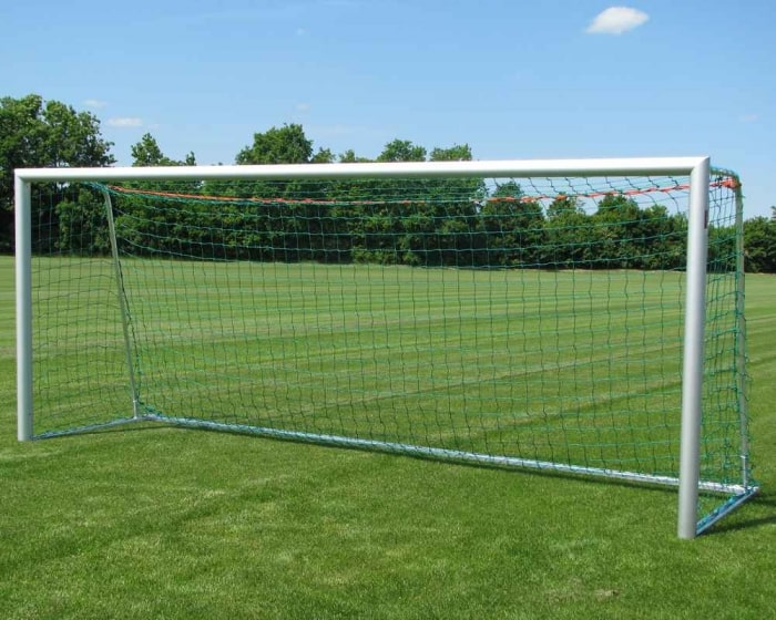 Freistehendes Fußballtor 7,32 x 2,44 m Typ Schweiz Aluminium vollverschweißt Netztiefe 80/200 cm